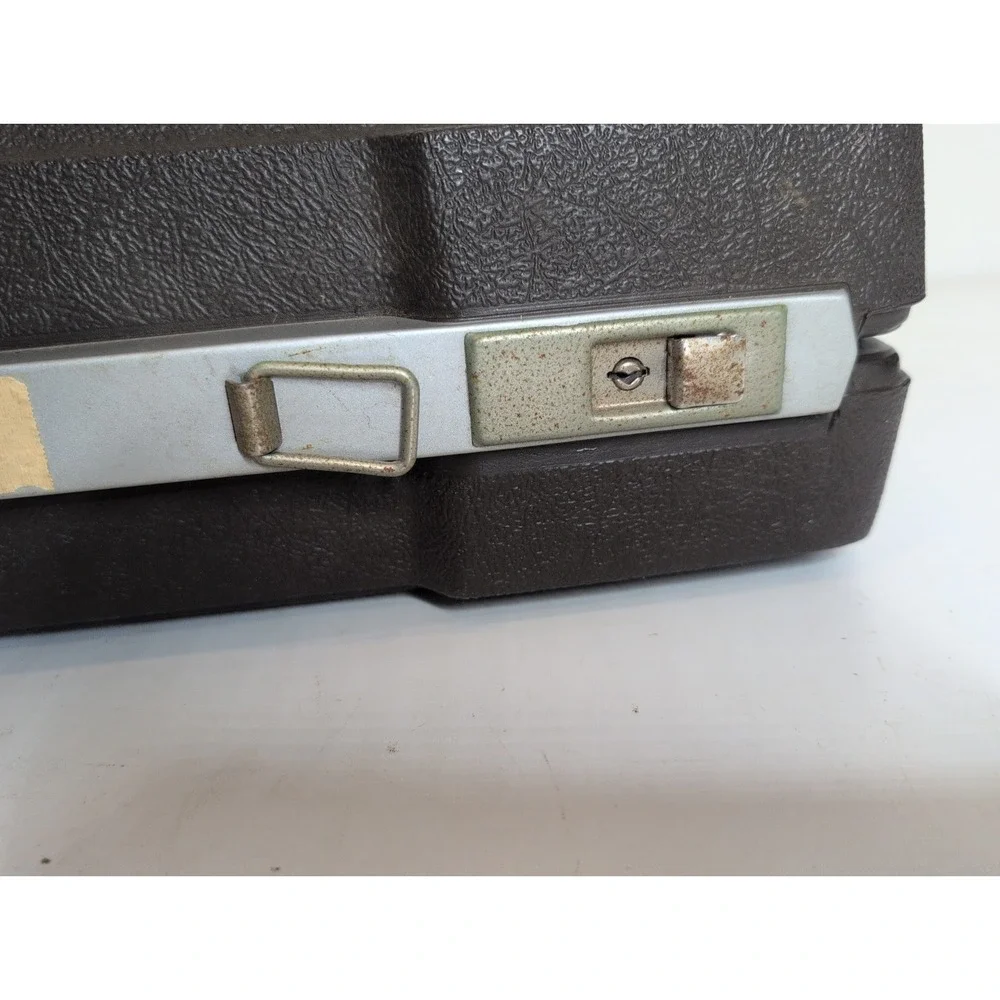 VTG Smith-Corona Coronamatic 2200 Electric Typewriter Working With Hard Case